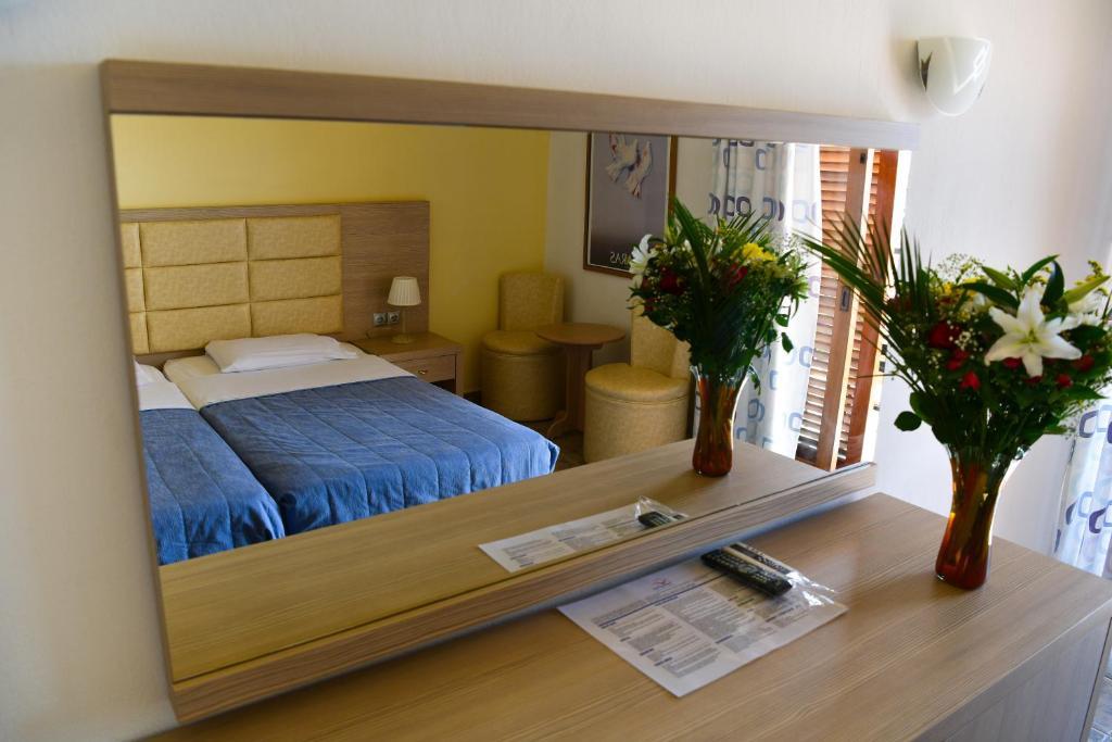 Alkyon Hotel Skiathos Town Exterior photo